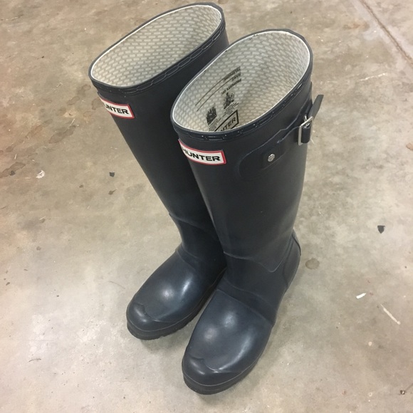 Hunter Shoes - Navy Matte Hunter Boots